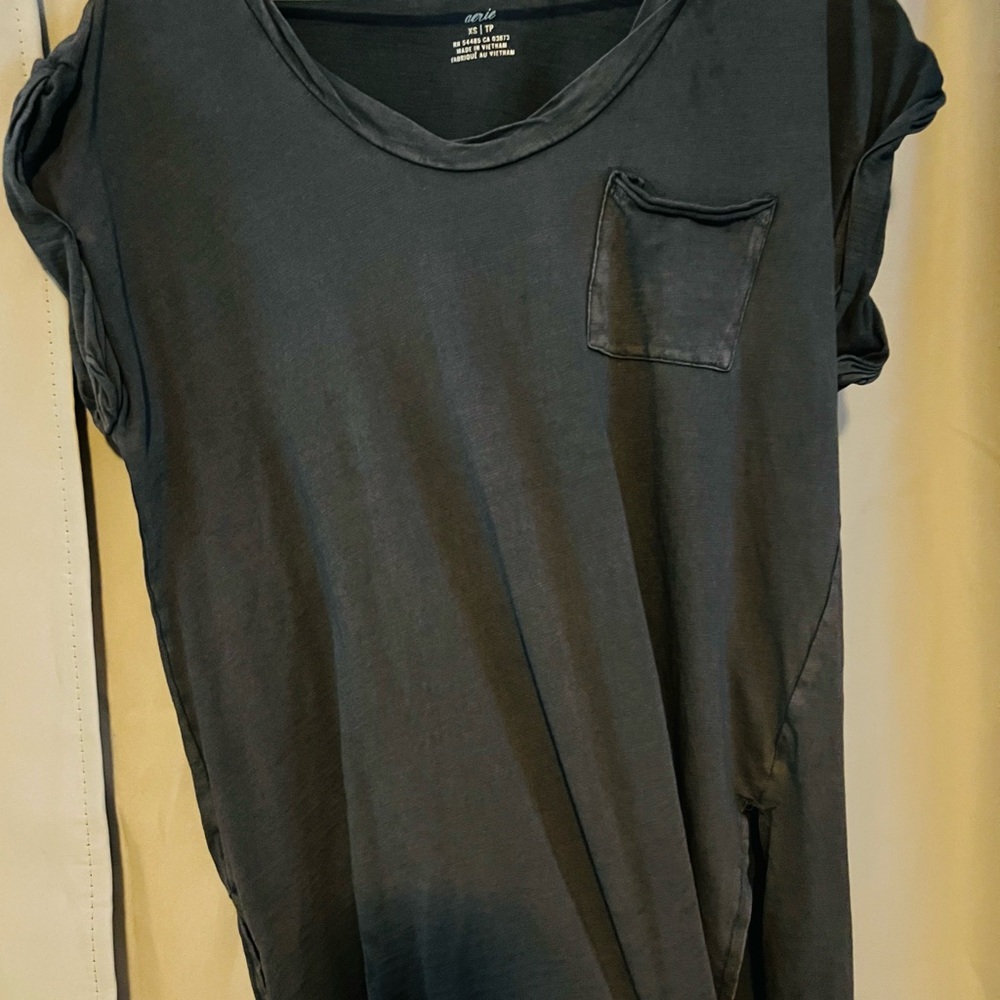 Aerie Charcoal Gray Tee - Picture 2 of 3